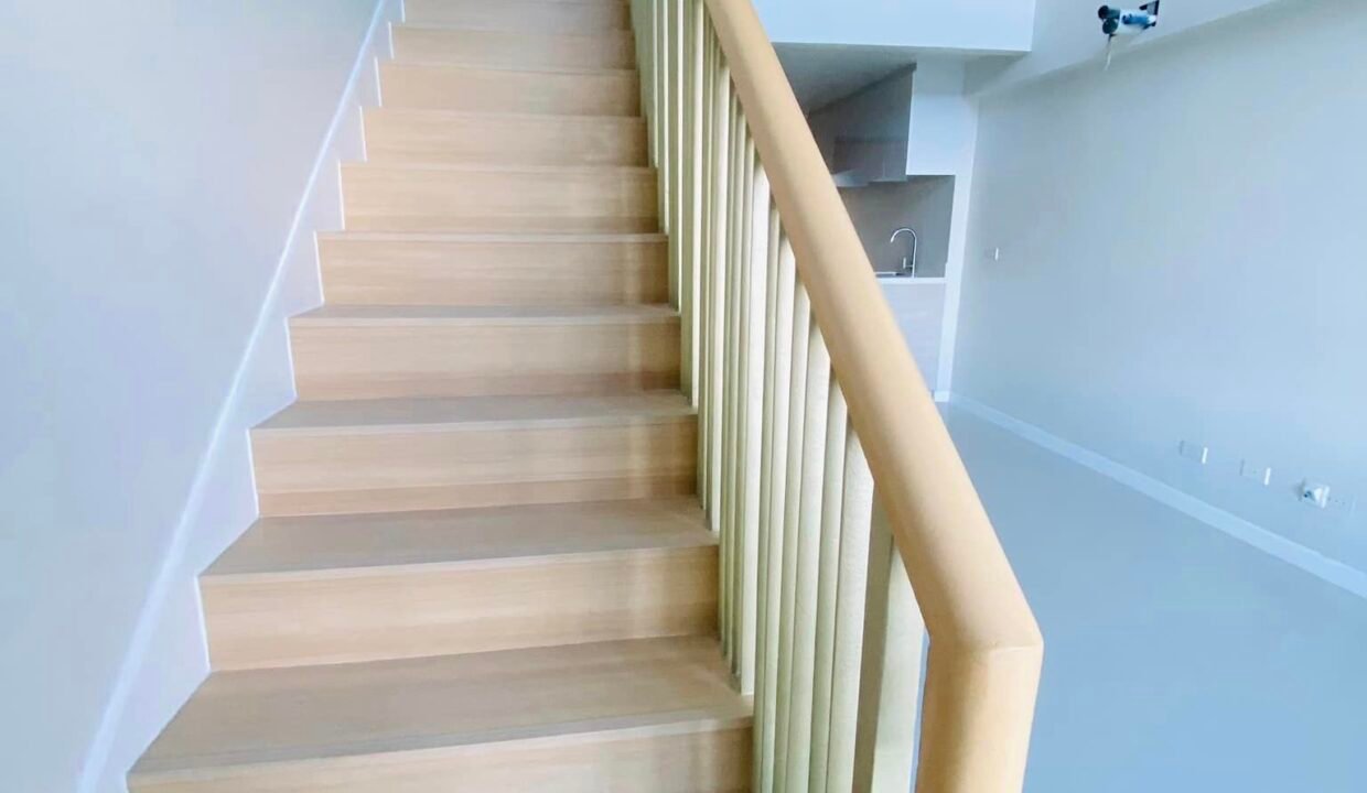 1br loft no balcony h
